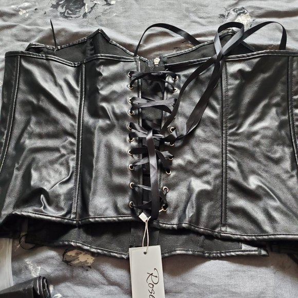 Plus size Intimates - Picture 6 of 16